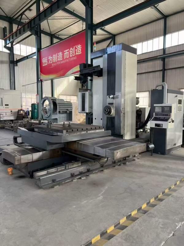 兰州工厂刚买台湾远东数控镗铣床BMC-110R2主轴110-BT5.