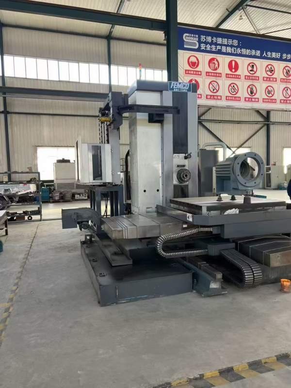 兰州工厂刚买台湾远东数控镗铣床BMC-110R2主轴110-BT5.