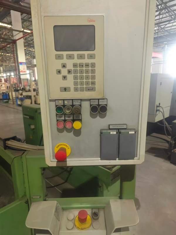 绗磨机一台，原值很高