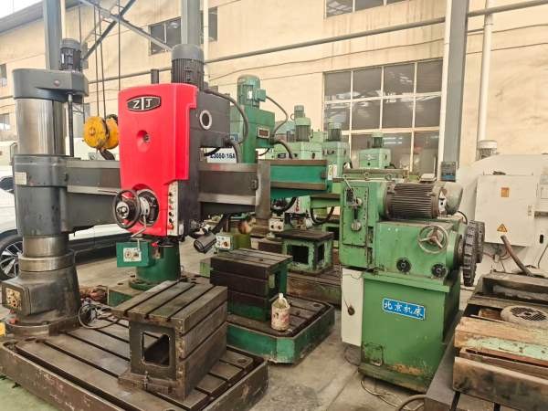 6台3050摇臂钻，欢迎老板们选购