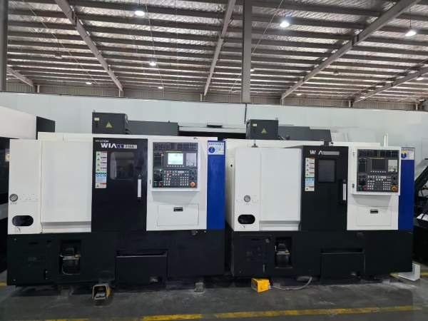 同款4台韩国威亚L210A斜轨数控车床，8寸卡盘，伺服刀.