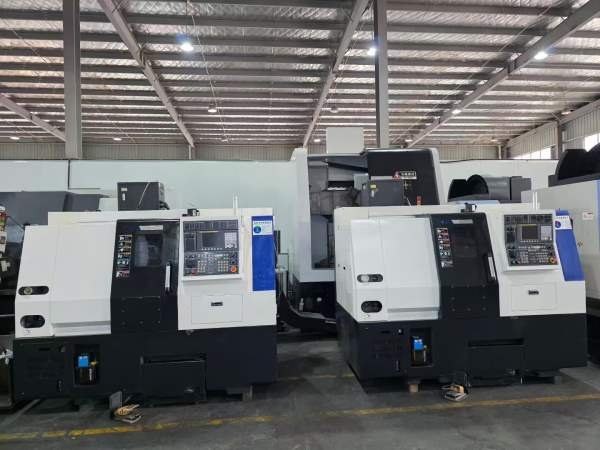同款4台韩国威亚L210A斜轨数控车床，8寸卡盘，伺服刀.