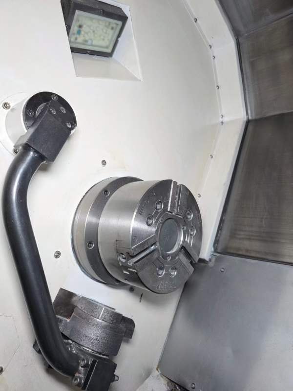 同款4台韩国威亚L210A斜轨数控车床，8寸卡盘，伺服刀.