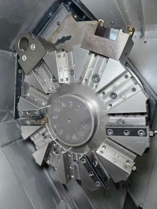 同款4台韩国威亚L210A斜轨数控车床，8寸卡盘，伺服刀.