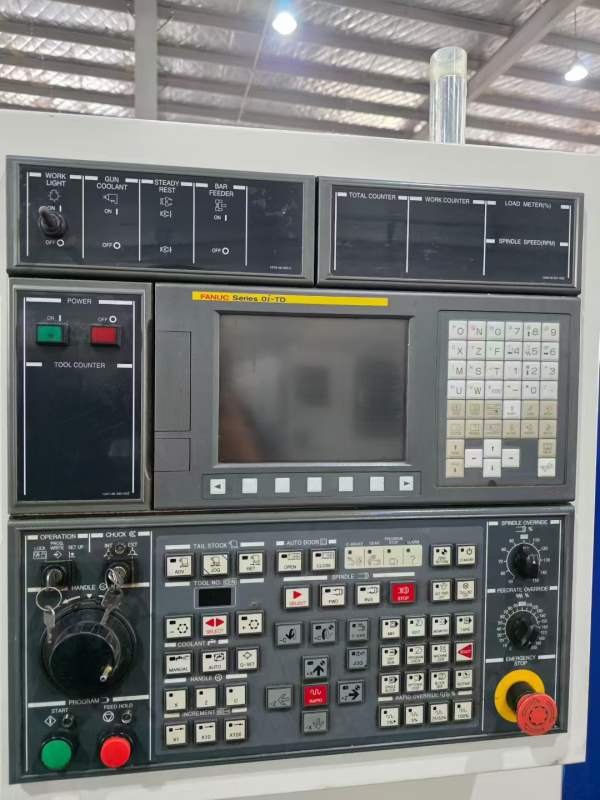 同款4台韩国威亚L210A斜轨数控车床，8寸卡盘，伺服刀.