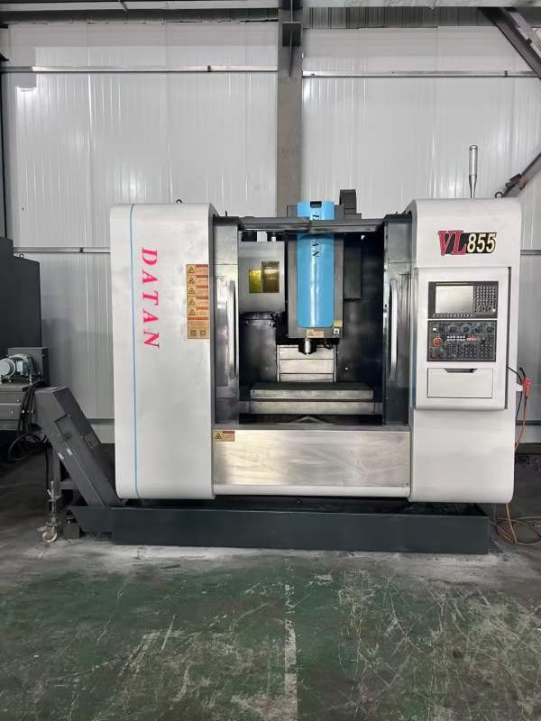出售3台杭州大天855加工中心两台、1160一台、发那克m .