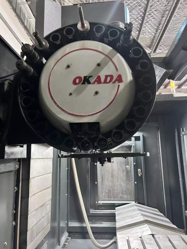 出售3台杭州大天855加工中心两台、1160一台、发那克m .