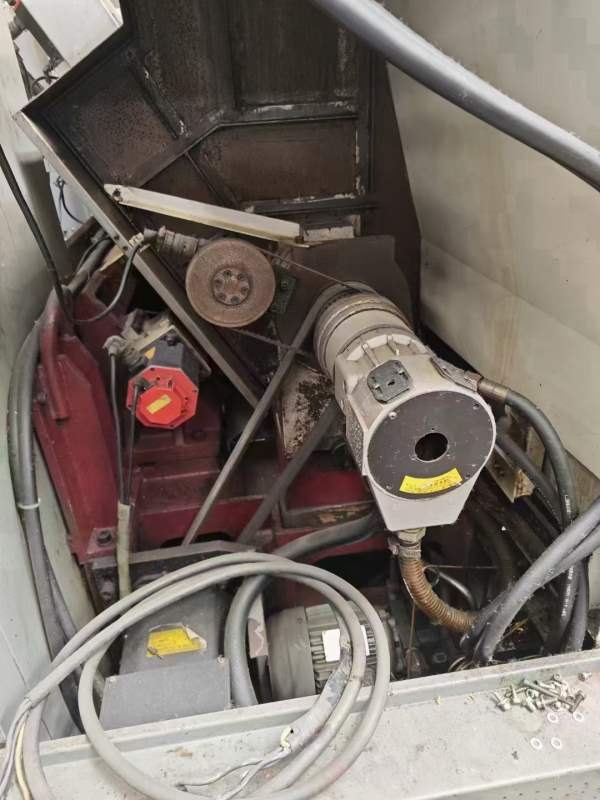 两台大连斜车，发那科系统，回转直径500，长度300，带.