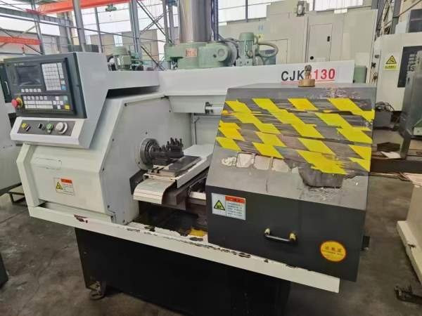 CJK6130排刀机，少用设备，洛阳仓库。
