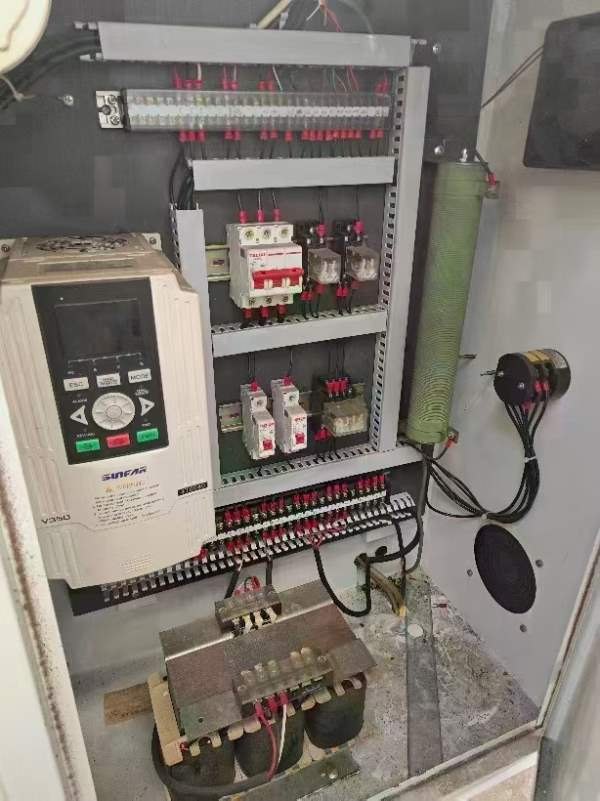 CJK6130排刀机，少用设备，洛阳仓库。