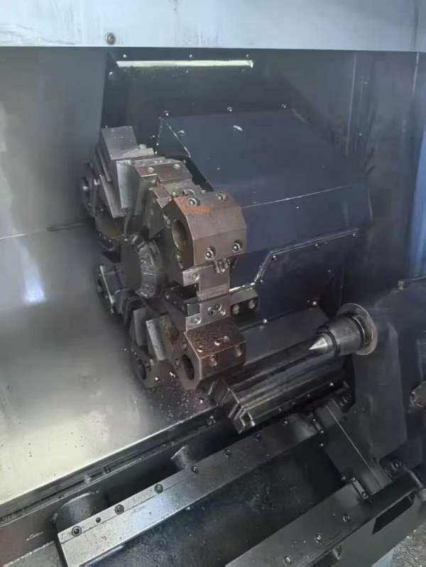 斗山235刀塔机！同款6台，8寸卡盘，线规，12工位刀塔.