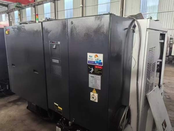 斗山235刀塔机！同款6台，8寸卡盘，线规，12工位刀塔.