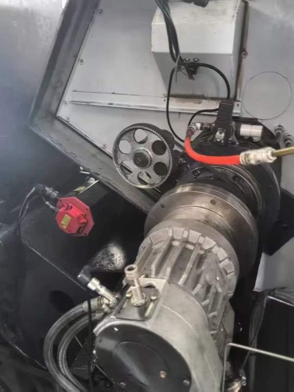 斗山235刀塔机！同款6台，8寸卡盘，线规，12工位刀塔.