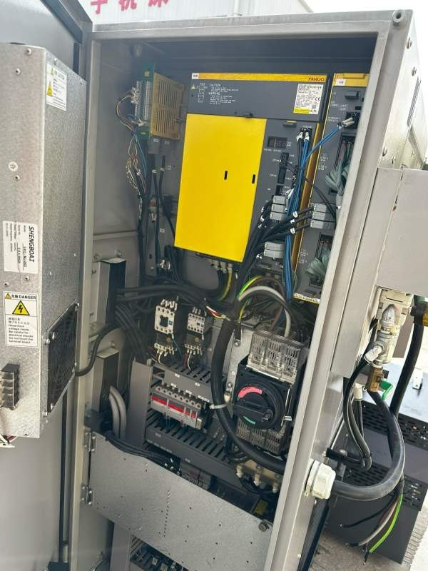 津上M08JII数控车床，2021年出厂，8寸卡盘，8工位刀塔.