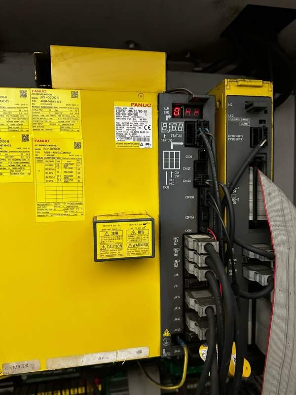 2016年华群2212工作台，55宽线规，三轴行程750工作台.