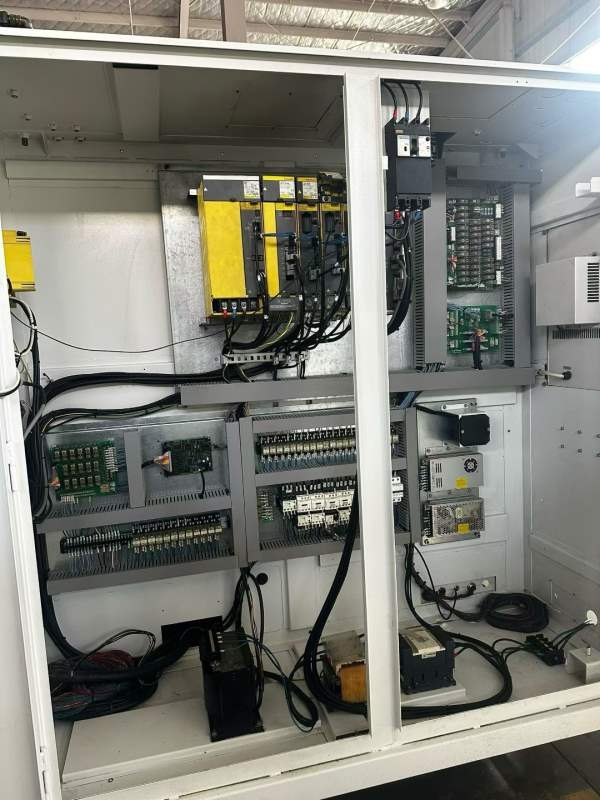 精品伽玛400单台卧加 ，40主轴50把刀库。价格便宜。