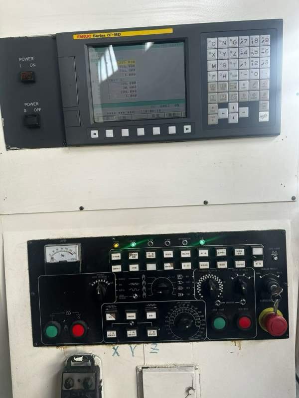 大立500双工作台卧加，三轴硬轨，齿轮头，带光栅尺，.