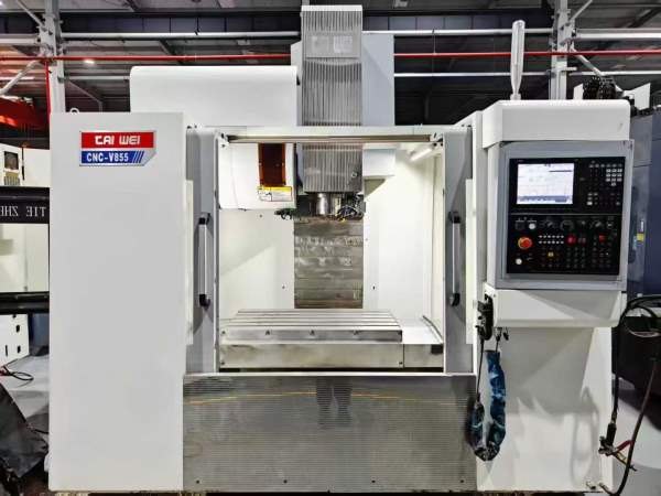 2022年张家港台伟855加工中心，三菱M80系统，BT40主轴.