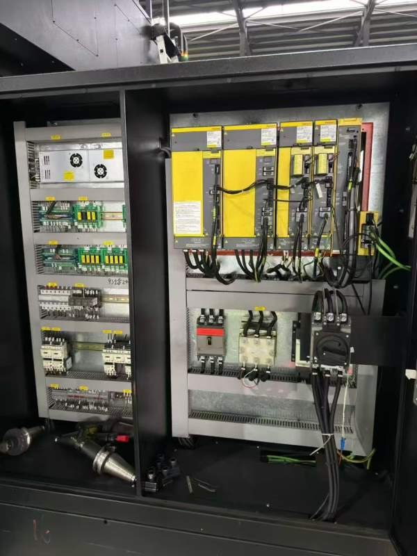 2021年厦门大金3320L龙门数控铣（ 工作台尺寸3000X170.