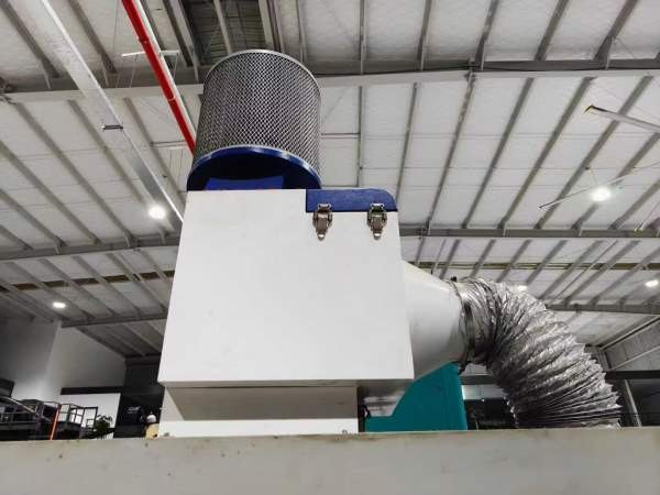 （磨具机一直用油加工）新到一台2017年拓正850重型模.