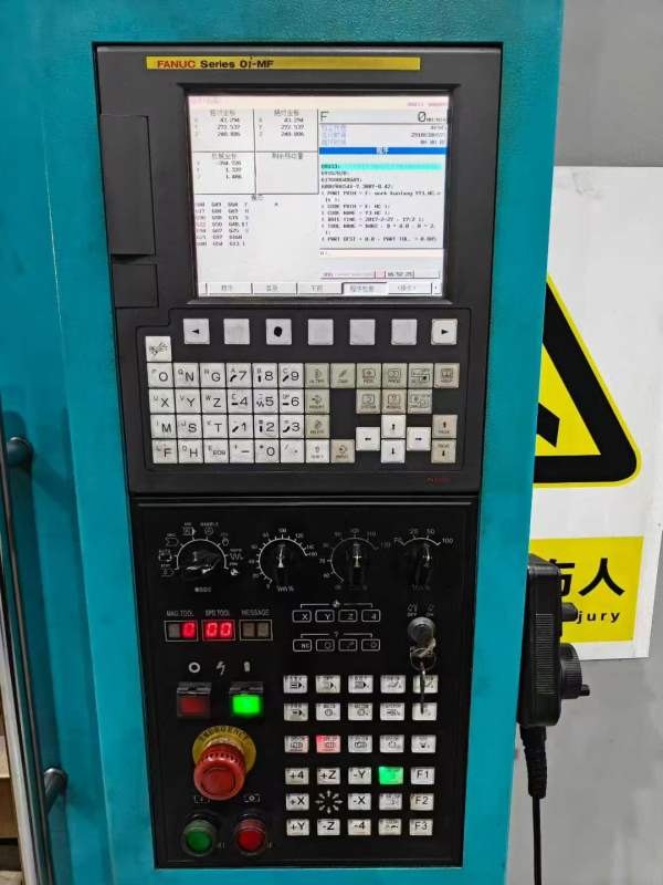 （磨具机一直用油加工）新到一台2017年拓正850重型模.