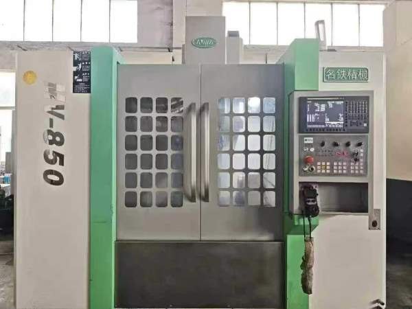 新到一台名铁850四轴加工中心，两线一硬导轨，发那科M.