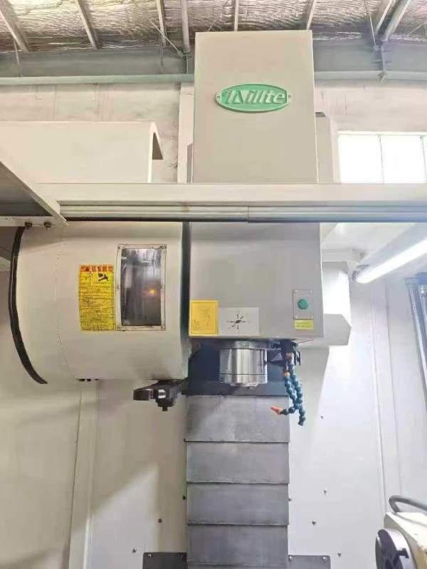 新到一台名铁850四轴加工中心，两线一硬导轨，发那科M.