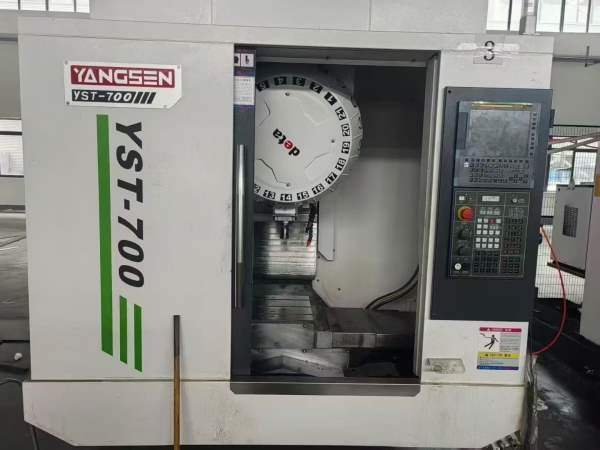 扬森700钻攻中心2025年的打样机 发那科MF plus系统BT .