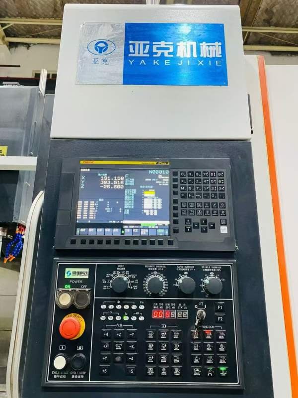 买下一台1370（中心出水）加工中心、三轴45滚柱线轨、.