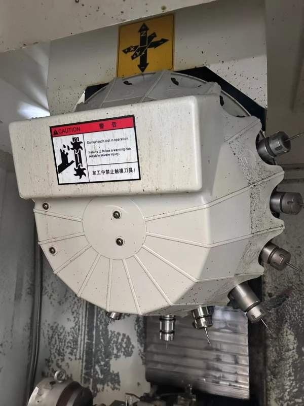 拿下广东鑫泰600钻功、发那科plus系统、BT30主轴带油.