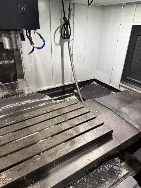 特价秒杀了台致诚1580数控铣床3台，三轴硬轨，Y轴重型.