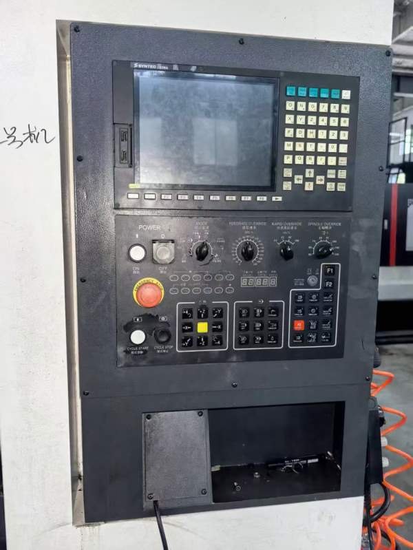 价格不贵刚刚到货苏州韦而达850加工中心同款两台，安.