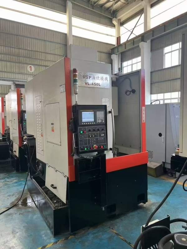 2017年同款四台。台湾油欣精机数控立车VL-450R，主轴.