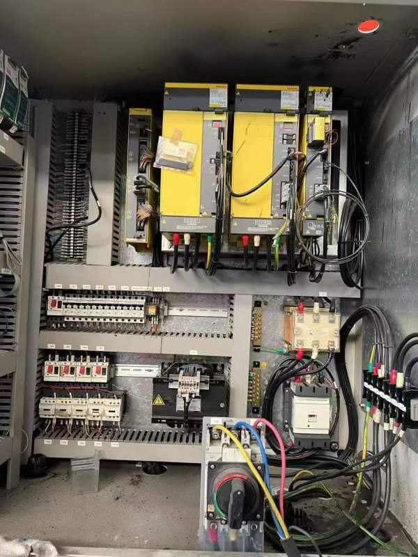 2017年同款四台。台湾油欣精机数控立车VL-450R，主轴.