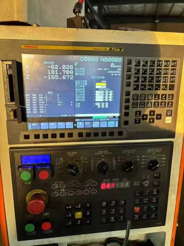 上海工厂在位，1580，两线一硬，50主轴，带中心出水，.