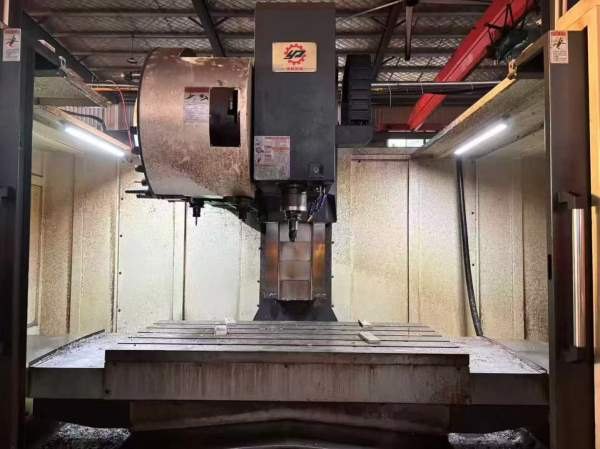 上海工厂在位，1580，两线一硬，50主轴，带中心出水，.