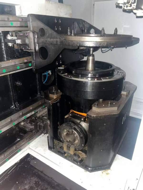 大美广东刚刚买下重型国盛6038龙门加工中心 工作台3X6.