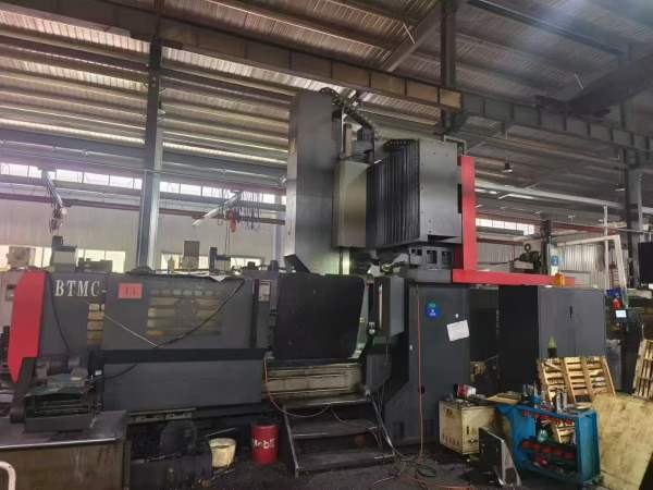 青岛重型龙门加工中心2418，工作台2/1.8，门宽2.2米，.