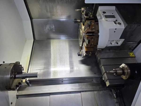 台群车铣复合，基本全新，8寸卡盘，缪级精度