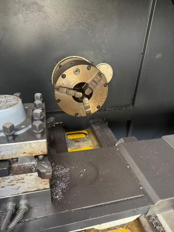 准新机:2022年普利森CKH61503米数控车床，主轴孔径102.