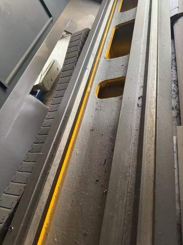 准新机:2022年普利森CKH61503米数控车床，主轴孔径102.