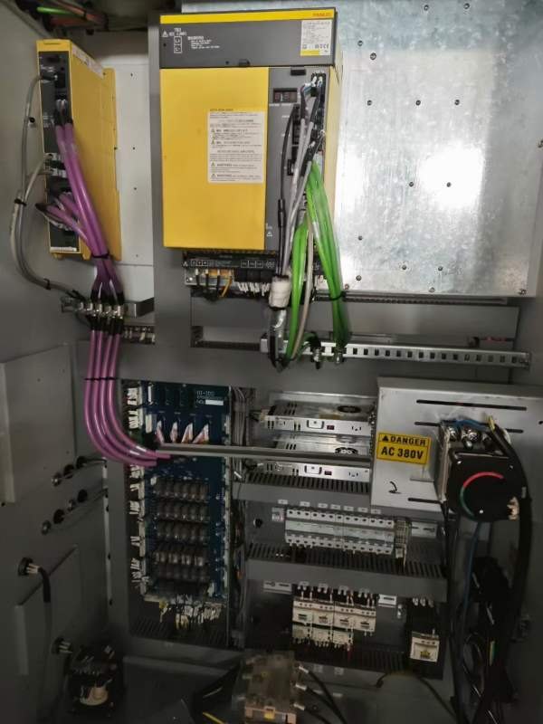 2022年程泰2000le数控斜轨车，8寸卡盘，10工位刀塔，.