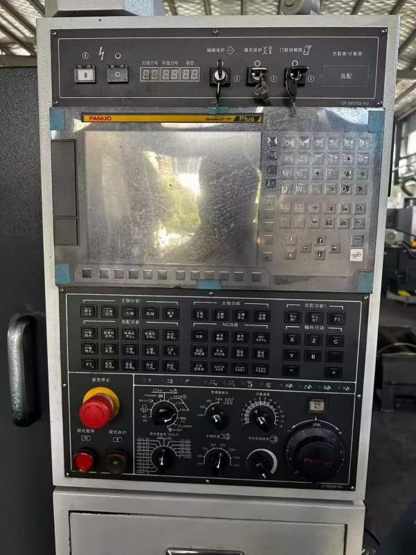 2022年程泰GLS2000e数控车床机器9成新，发那科oi-TF p.