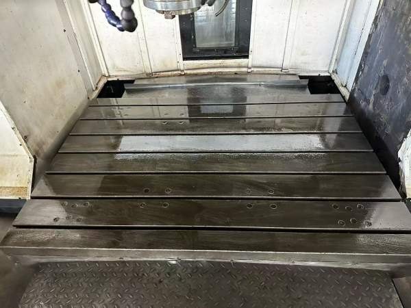 华群2212龙加门工中心，发那科MF系统，两一线硬，Y轴.