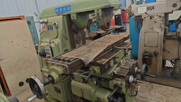 三台少用，洛阳仓库。