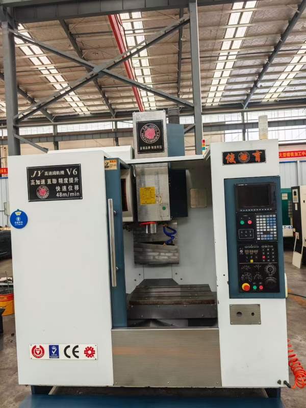 俊育V6加工中心，丽伟V20加工中心，哈挺760加工中心，.