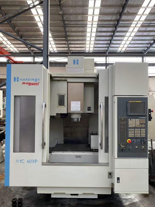 俊育V6加工中心，丽伟V20加工中心，哈挺760加工中心，.