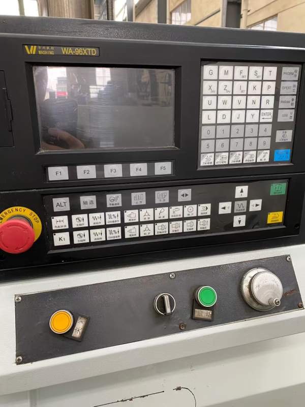 金宇61636米数控车，福州61801.5米数控车，大连6130数.