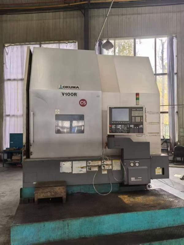 日本大畏100R立式车铣复合原装进口，带铣的功能，年限.