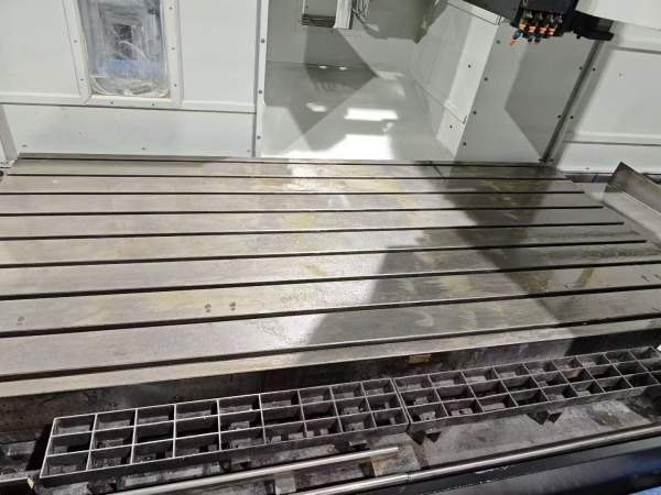 同款2台台湾亚威NVP-3015龙门工加中心，发那科MF系统.